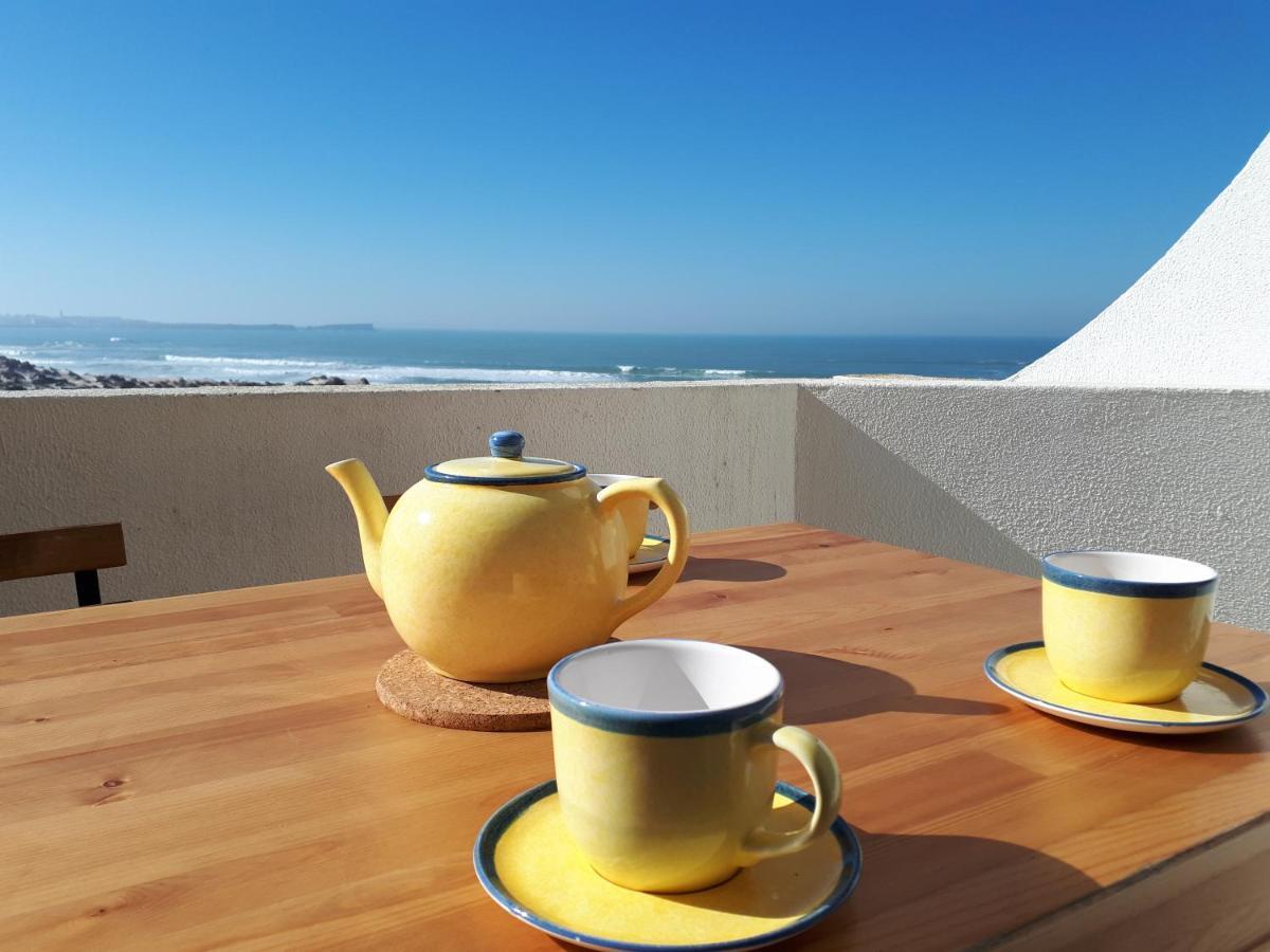 Maresia - Beachfront Peniche Apartment Extérieur photo